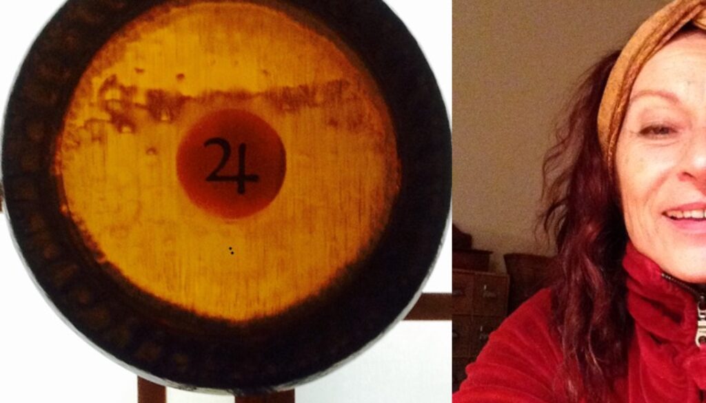 Suriya und ein Gong