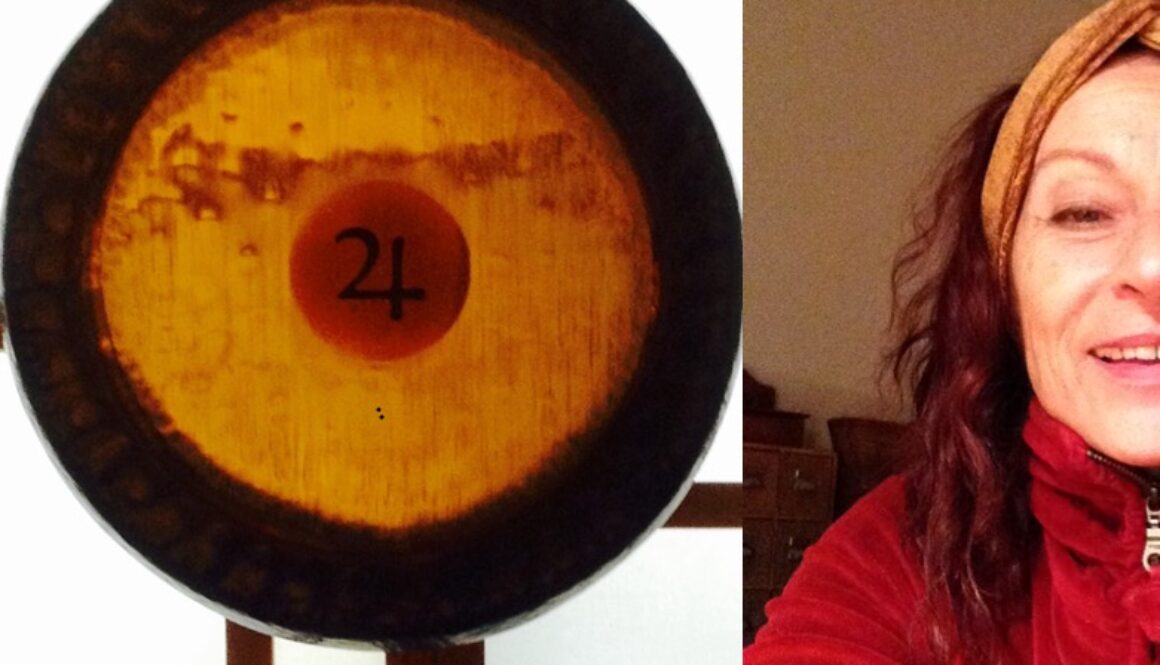 Suriya und ein Gong